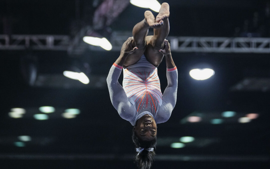 Simone Biles Lands Yurchenko Double Pike for 1st Time at U.S. Classic